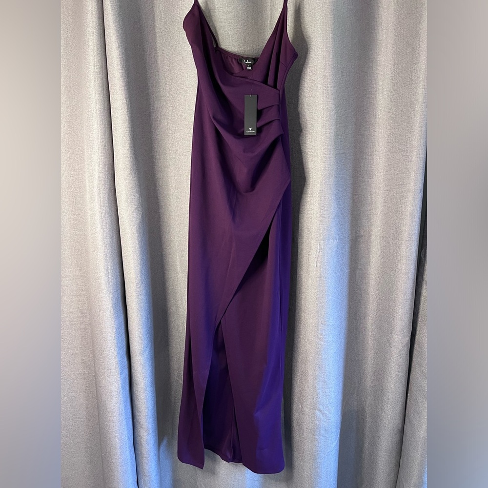 Size S Lulus gown